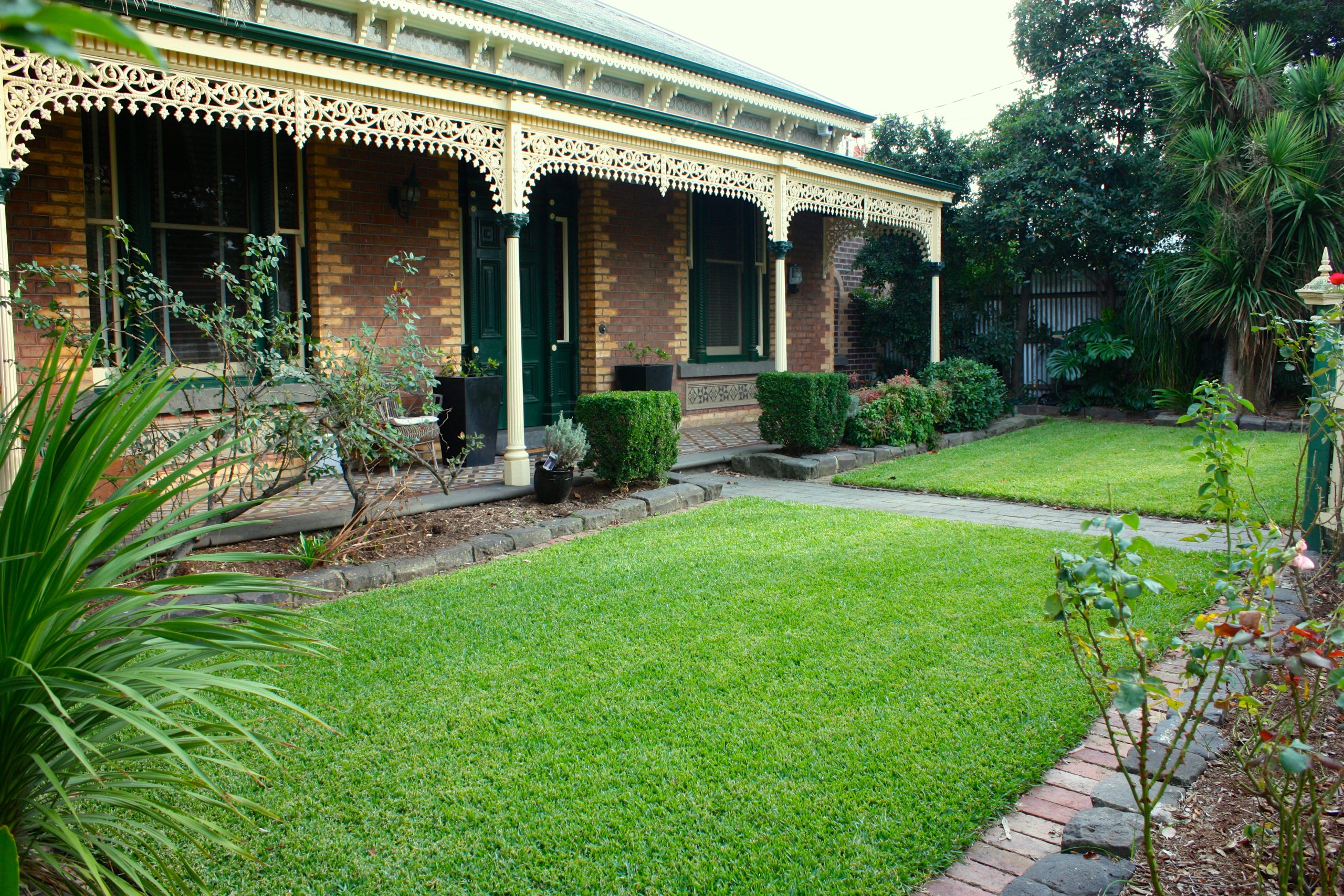 Sir Walter Lawn