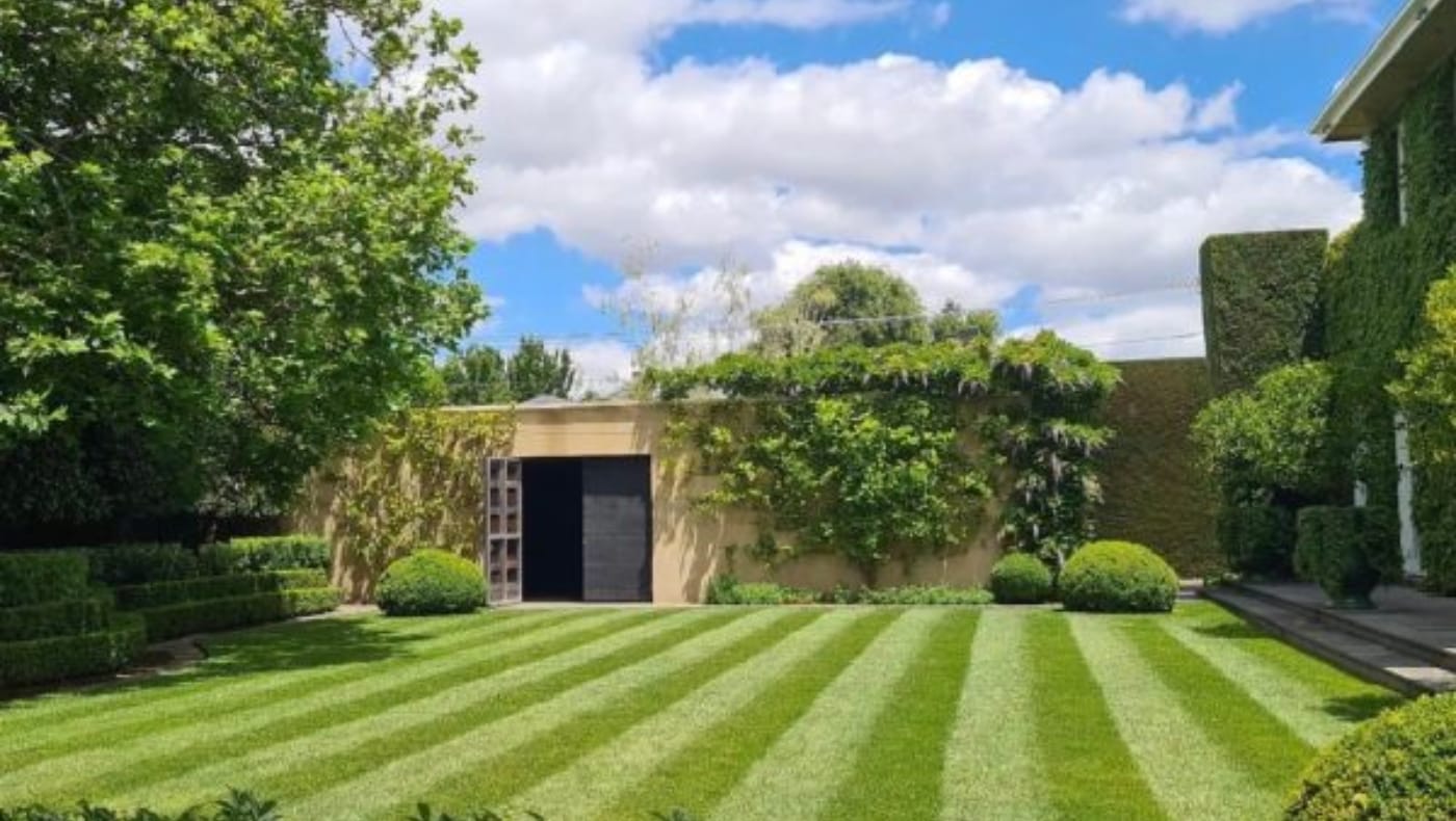 how to lay turf